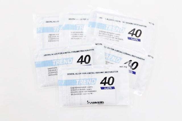 歯科用金属 白金加金・メタルボンド