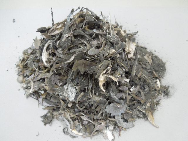 鋳造金属 バリ・キャスト屑