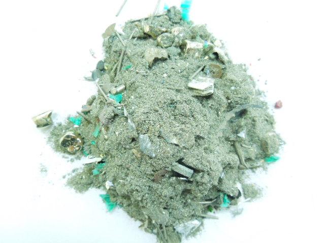 研磨粉・削り粉 