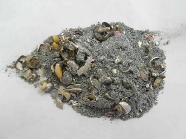 研磨粉・削り粉 