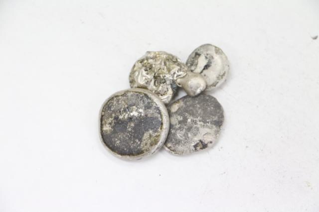 鋳造金属インゴット合金・ボタン