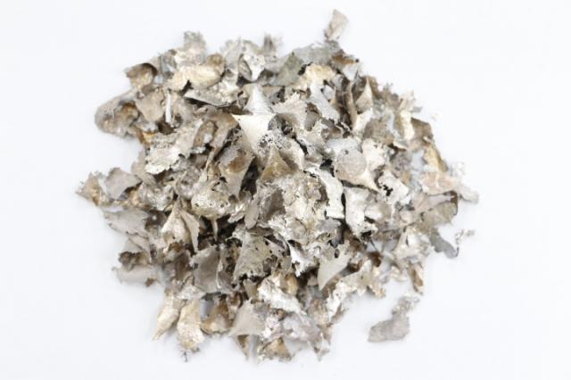 鋳造金属 バリ・キャスト屑