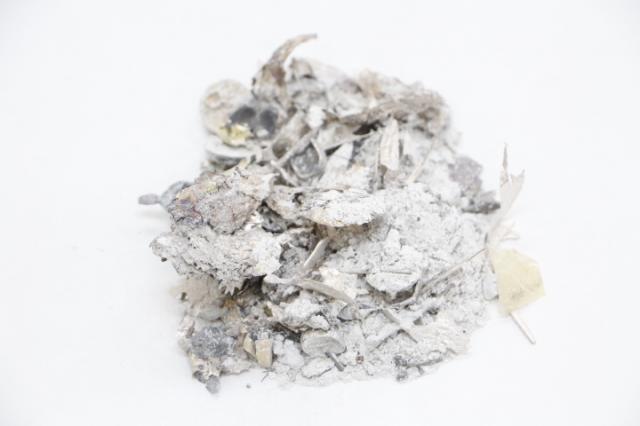 研磨粉・削り粉 