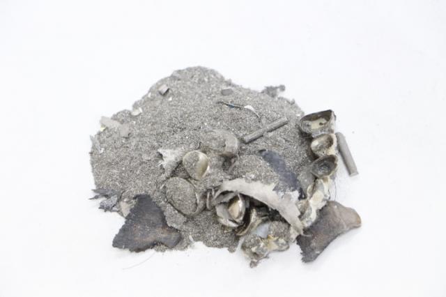 研磨粉・削り粉 