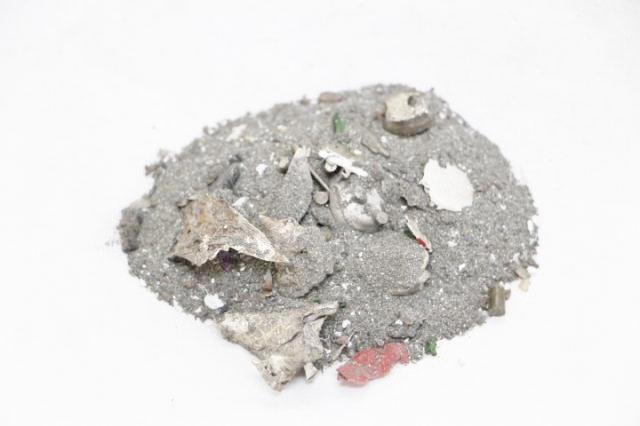 研磨粉・削り粉 
